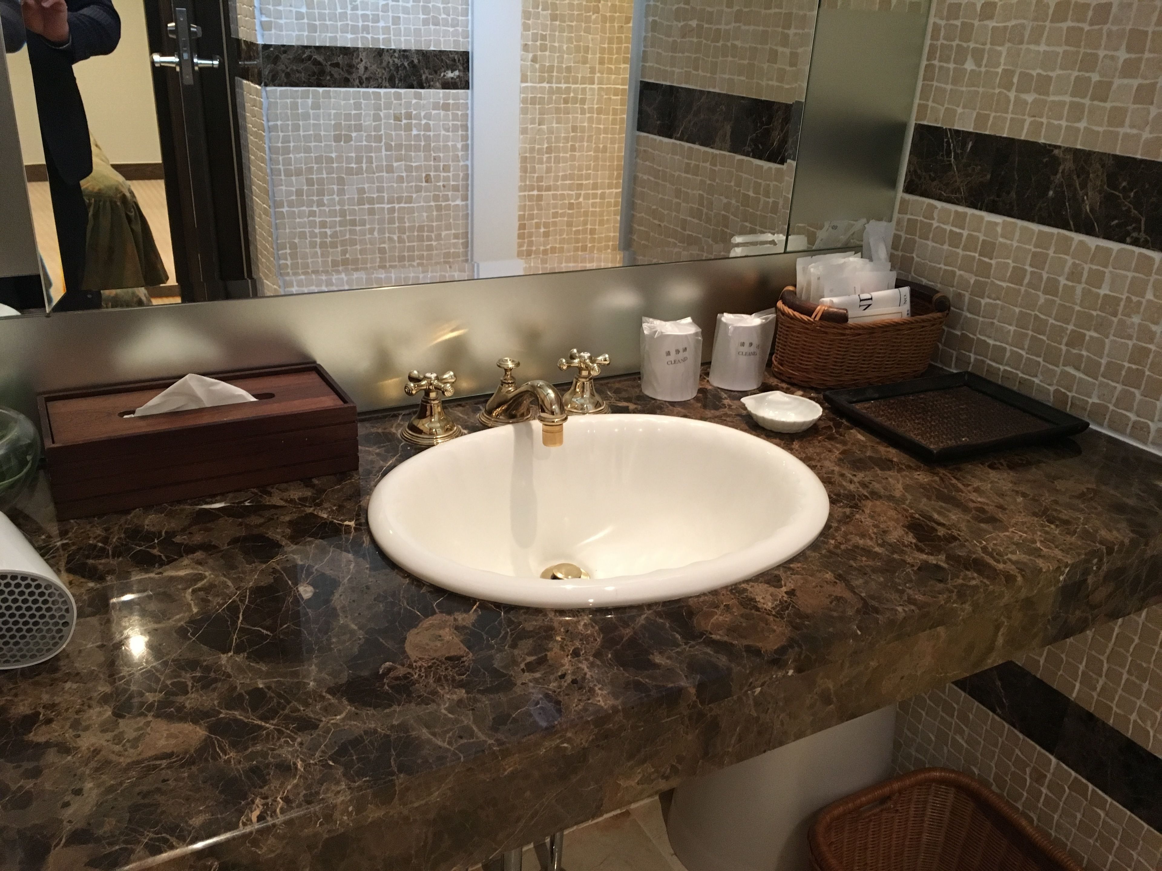 royal suite | free wifi