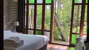 Standard Room | Free WiFi