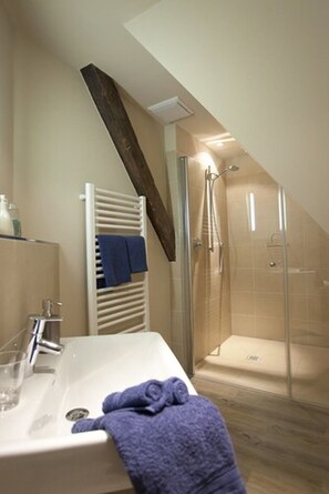 Double Room Single Use | In-room safe, free WiFi, bed sheets - Fischerwiege am Passader See (Passade)