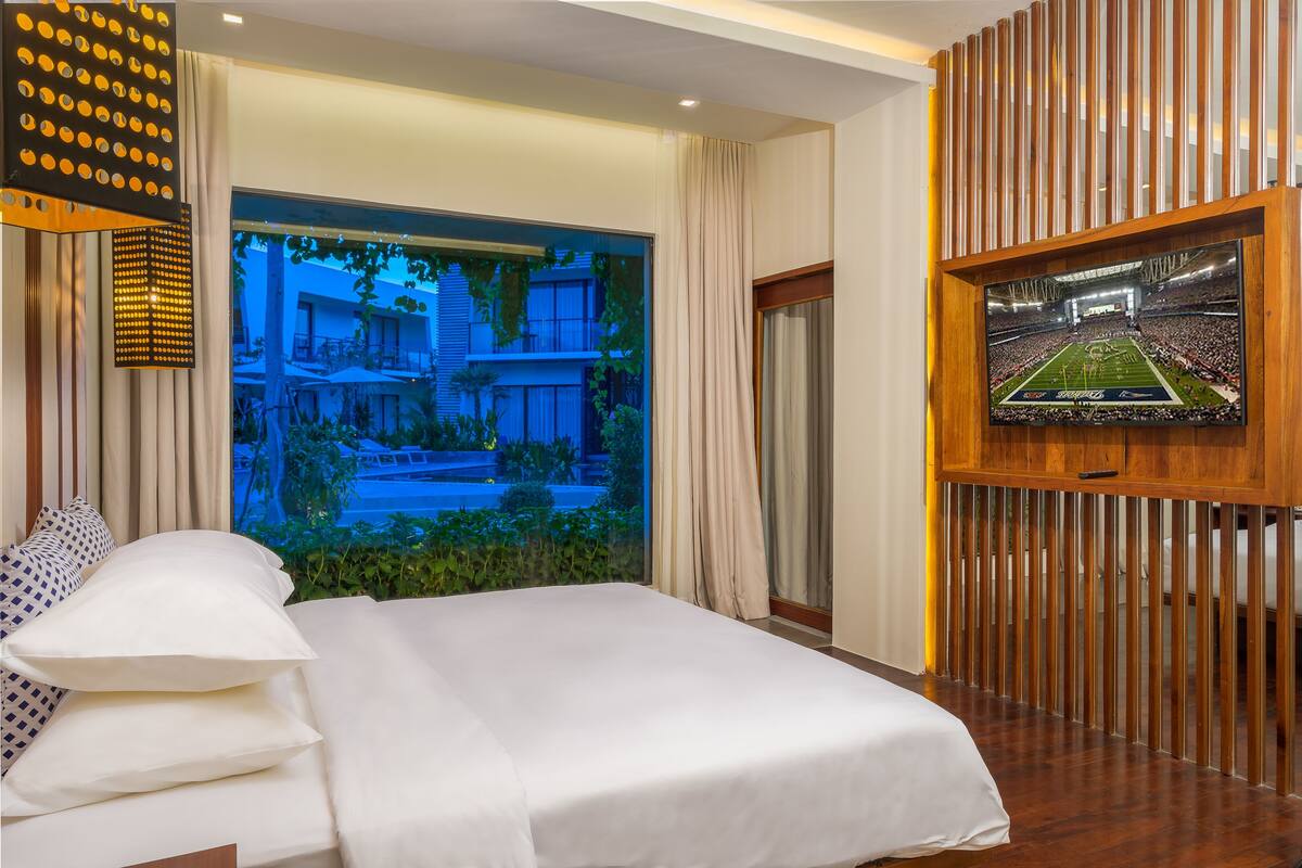 Suite Villa, Private Villa | 高級寢具、迷你吧、房內夾萬、書桌