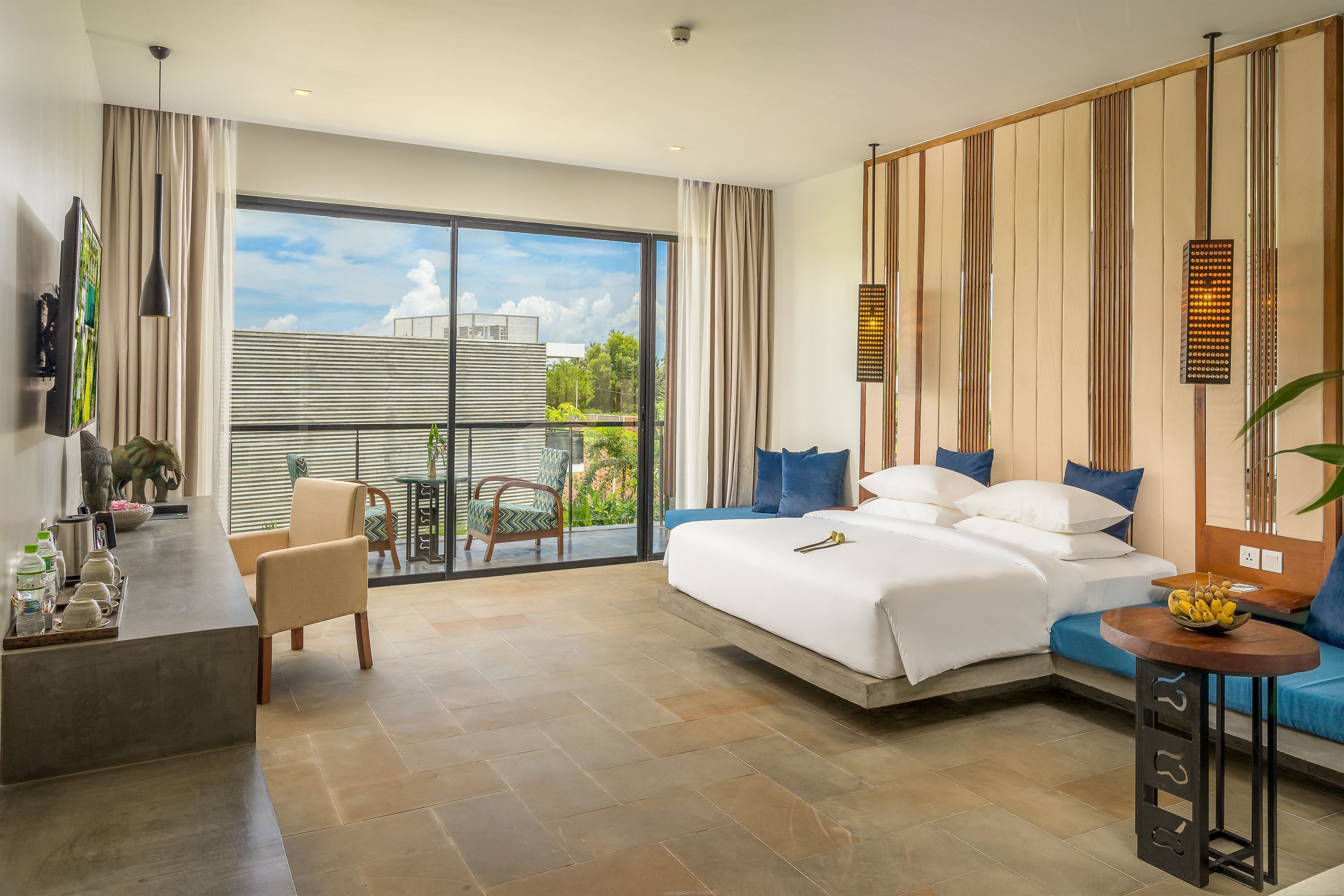 Ropa de cama hipoalergénica y minibar 