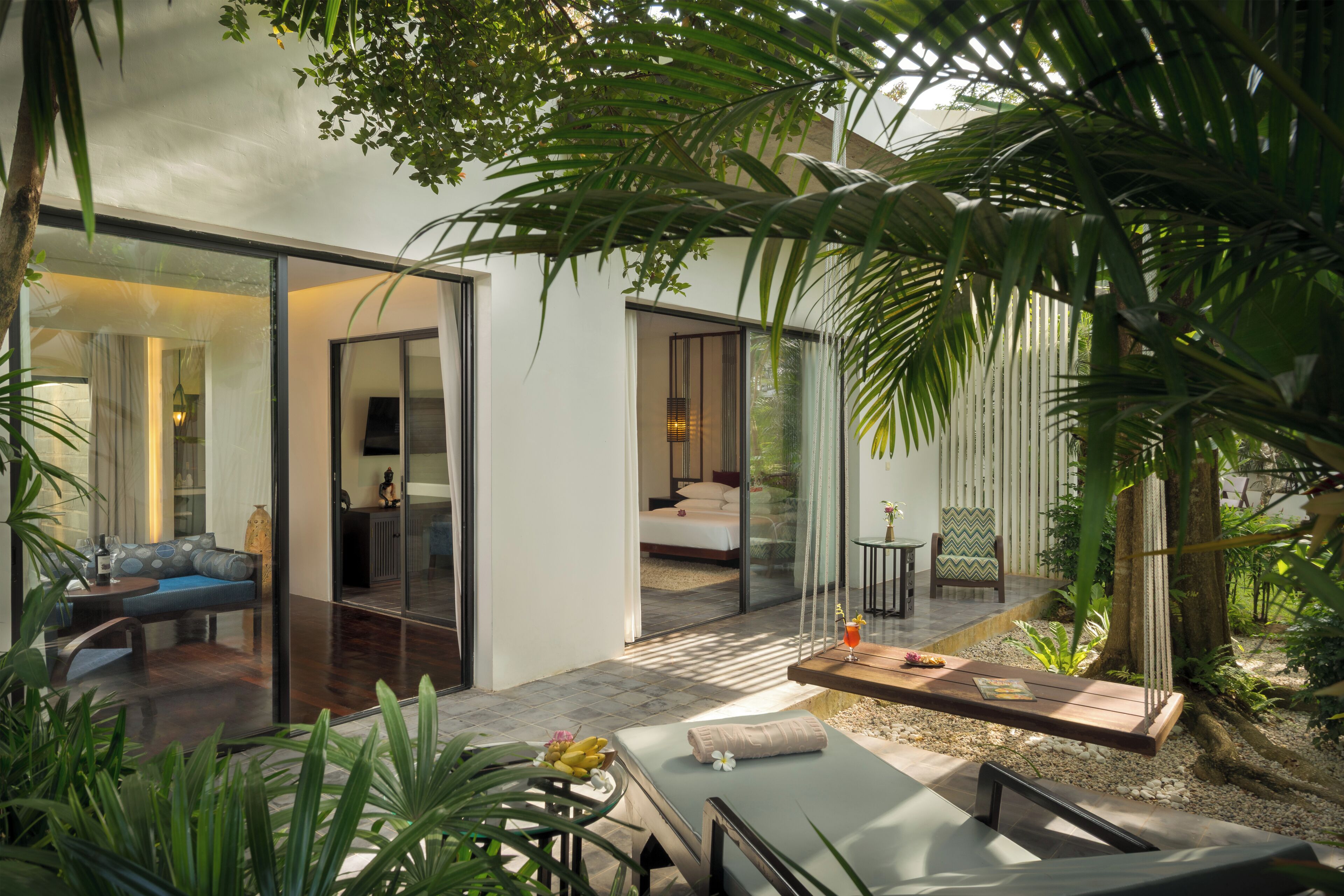 Villa, privat basseng (Suite) | Allergitestet sengetøy, minibar, safe på rommet og skrivebord