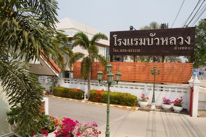 巴朗红统酒店