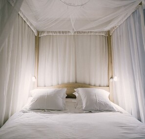 Literie de qualité supérieure, coffres-forts dans les chambres