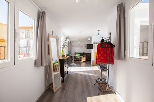 Arenal Suites Olehousing SCT | Down comforters, individually decorated, individually furnished