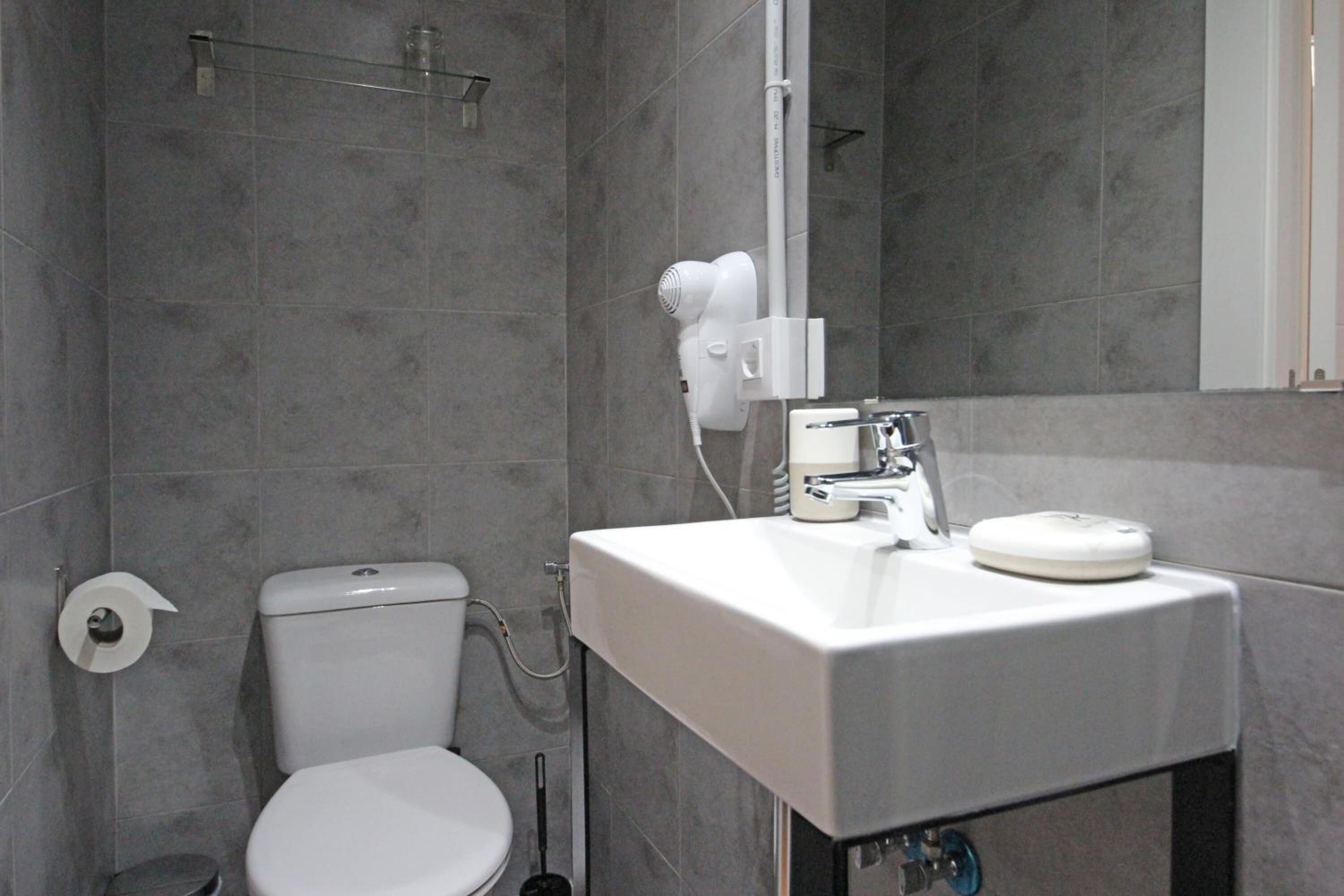 Photo - Regina Selfcheck-in Smart Rooms