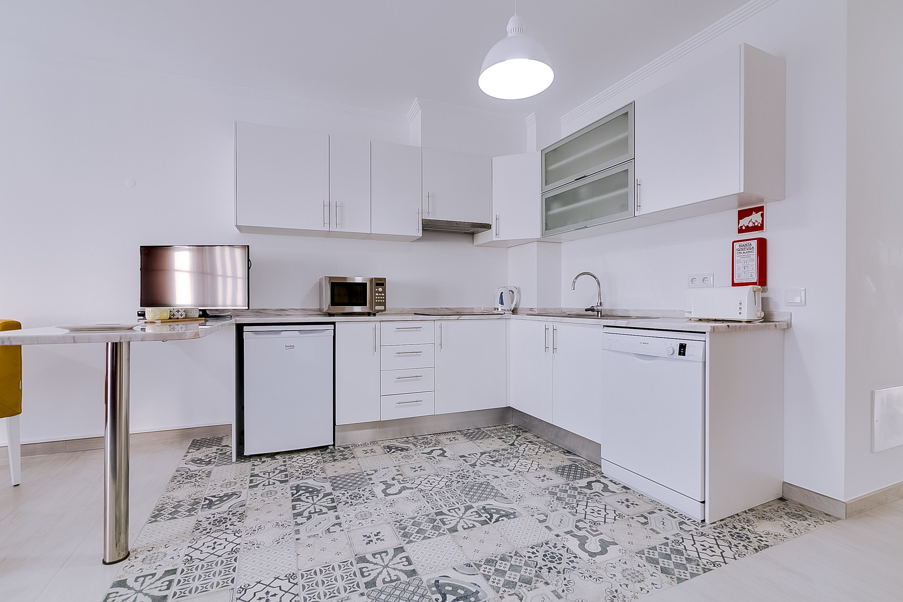 penthouse, 1 bedroom | private kitchenette | fridge, microwave, stovetop, dishwasher