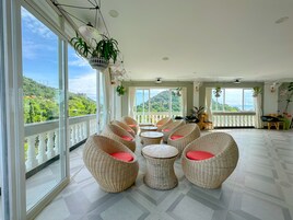 Breakfast, lunch, dinner served; local cuisine 