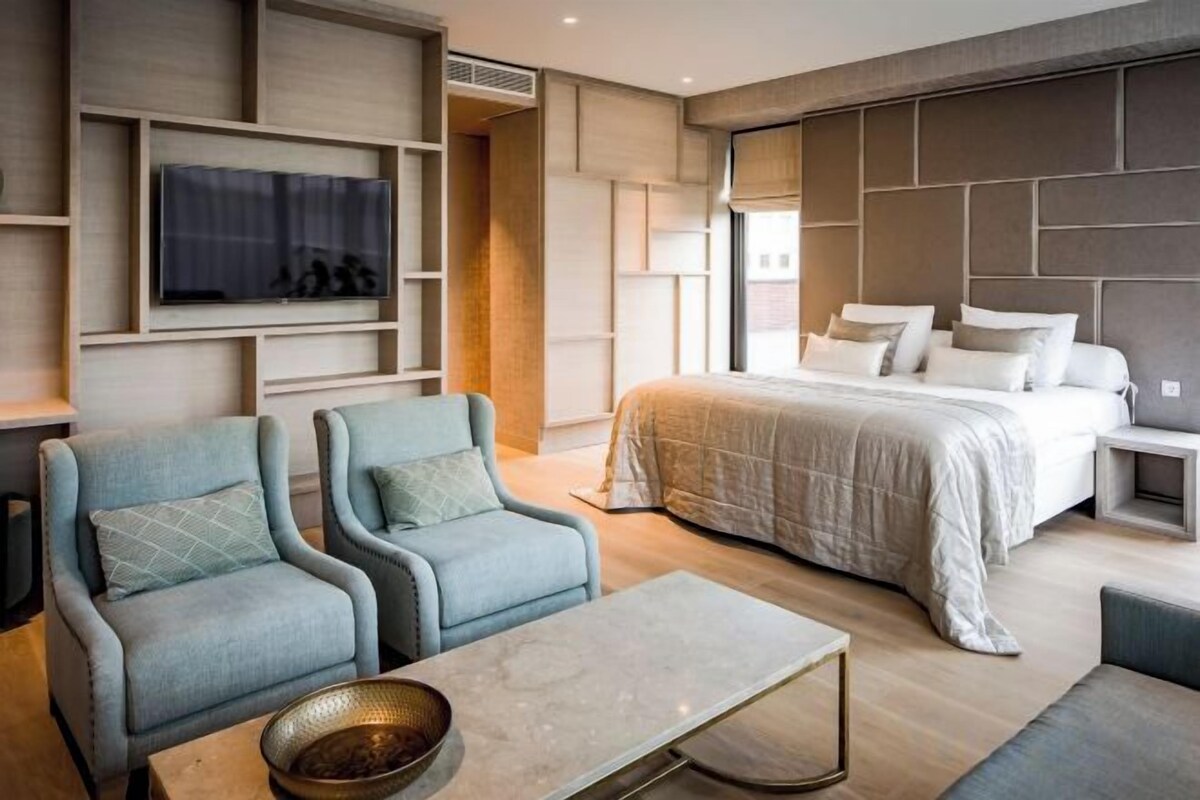 Heritage Suite