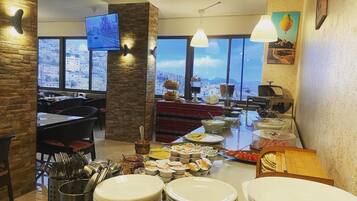 Desayuno inglés incluido todos los días