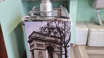 Ketuhar gelombang mikro, ketuhar