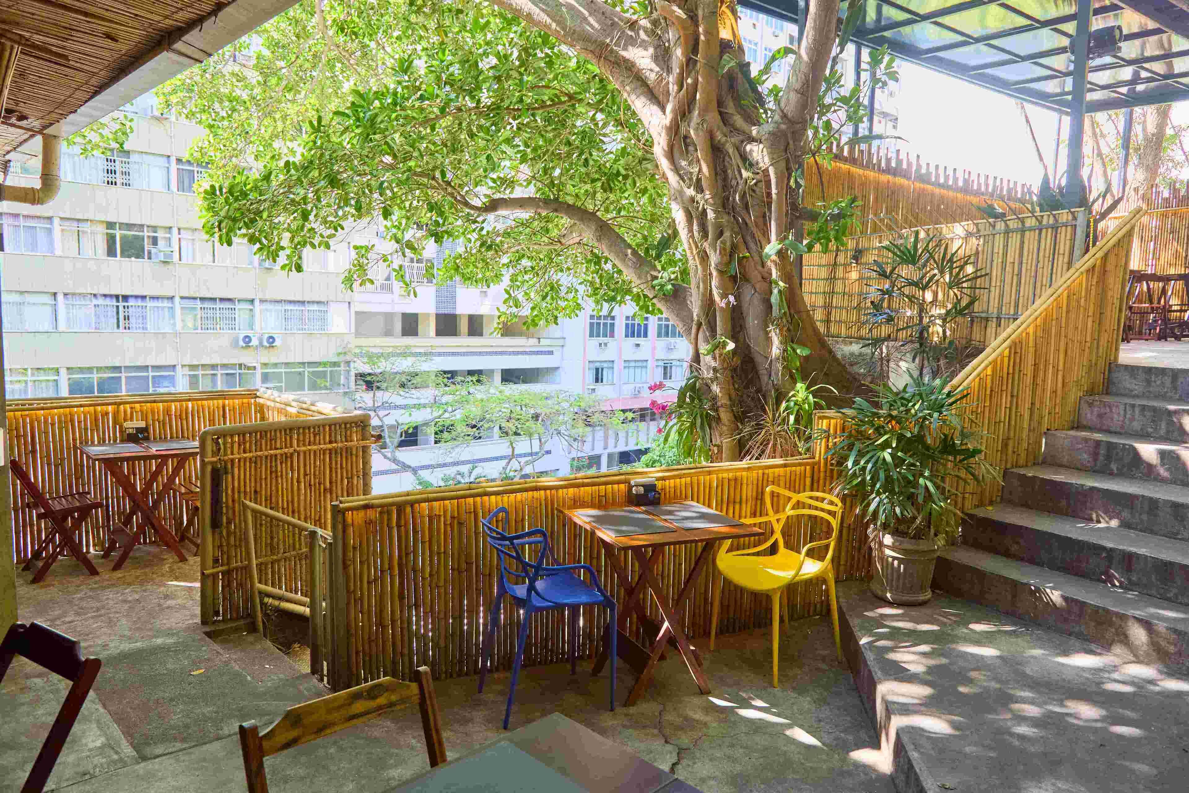 Desayuno para llevar gratuito y diario