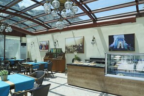 Breakfast area - Ipekyolu Hotel (Bursa)