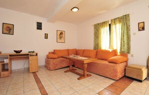 Family Villa, Multiple Bedrooms | Ruang tamu