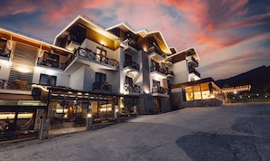 Front of property – evening/night