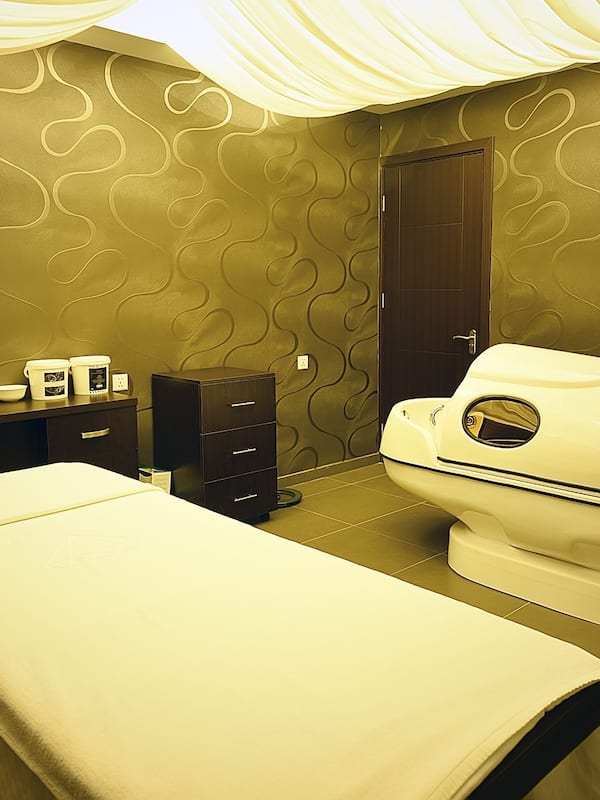 Sauna, hot tub, Turkish bath/hammam, body treatments, hydrotherapy
