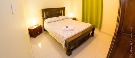 Apartamento 102- 2 Bedroom | In-room safe, individually furnished, blackout drapes