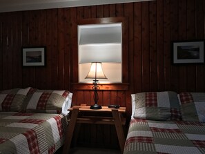 Decoración personalizada, muebles diferentes y escritorio 