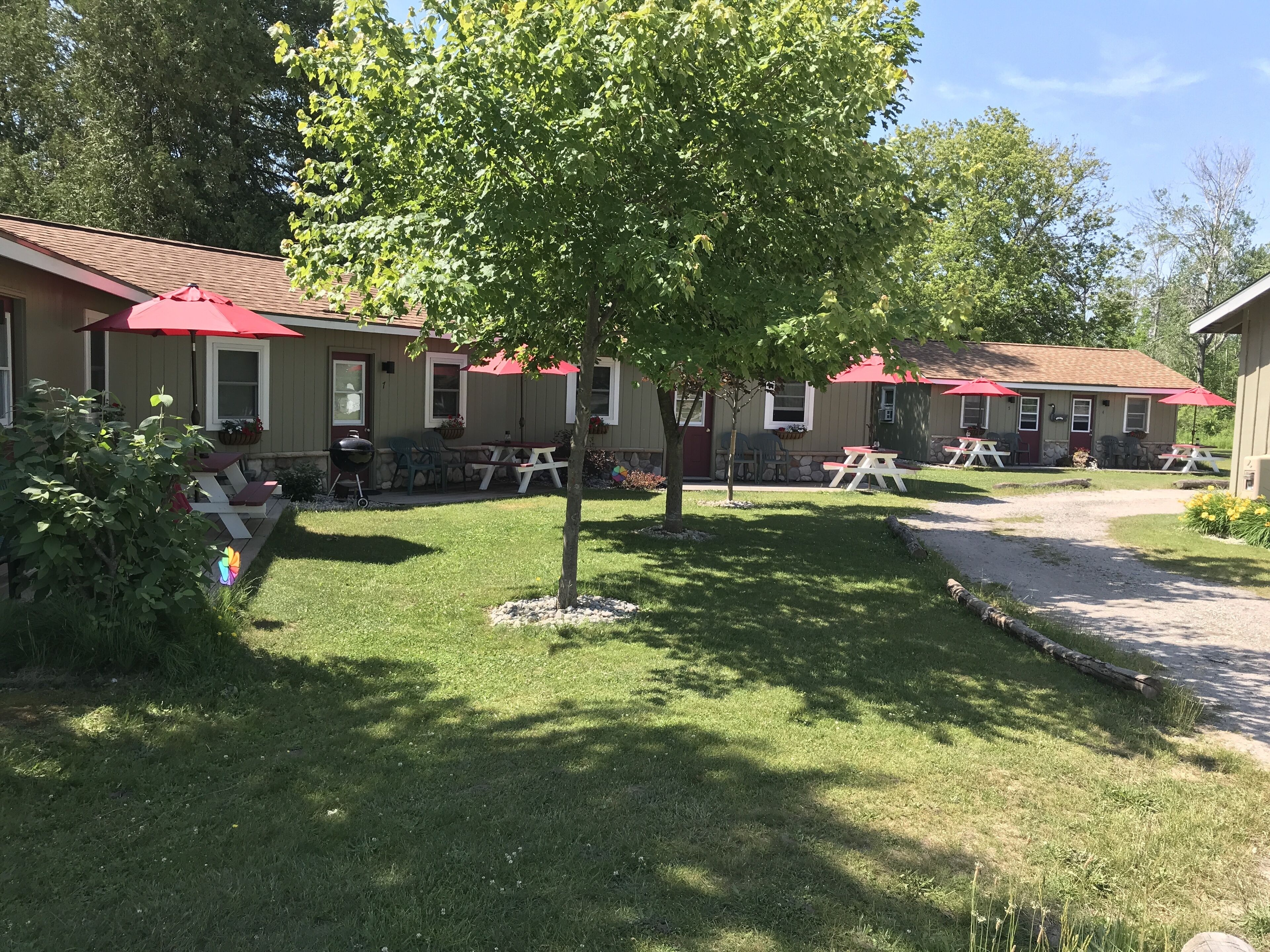 Deluxe-Ferienhütte | Blick auf den Innenhof