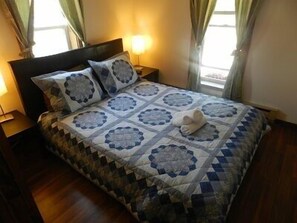 Standard Apartment, 3 Bedrooms, 2 Bathrooms (Unit 4) - Blue Frost Apartments (Lake Placid)