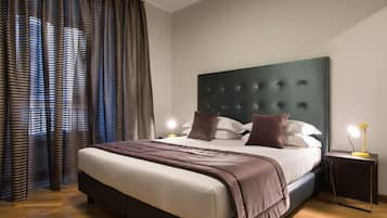 Habitación doble estándar | 1 habitación, ropa de cama de alta calidad y minibar