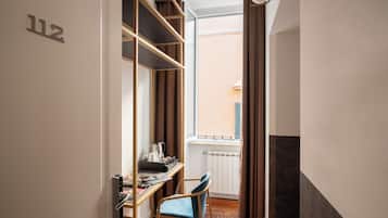 Juniorsvit | Sängtillbehör av högsta kvalitet och minibar