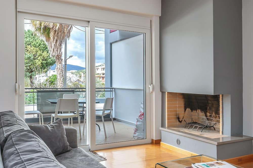 Elvita Spata Luxurious Villa