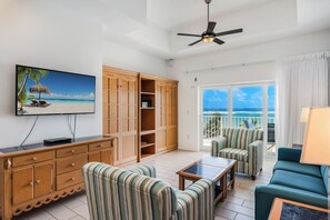 Caja de seguridad en la habitación y cortinas blackout 