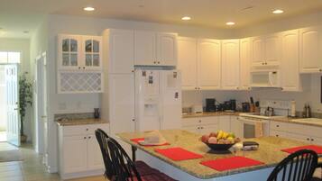 คอนโด, 3 ห้องนอน | ครัวส่วนตัว | ตู้เย็น, ไมโครเวฟ, เครื่องชงกาแฟ/ชา