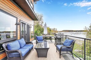 Suite, 1 Schlafzimmer (Green Mountain) | Terrasse/Patio