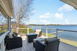 38 West Lake House (Entire House) | 露台/庭院