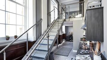 Desk, blackout drapes, iron/ironing board, free WiFi