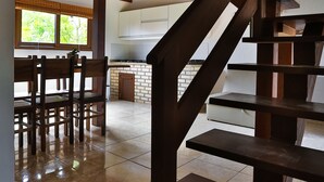 아파트 (Duplex) | 고급 침구, 미니바, 객실 내 금고, 책상