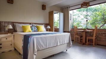 Estúdio (Queen Bed) | 1 quarto, roupas de cama premium, frigobar, cofres nos quartos