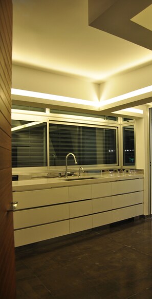 Bathroom - Achrafieh Apartments (Beirut)