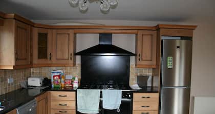 Lios Mór - 5 bed self catering house