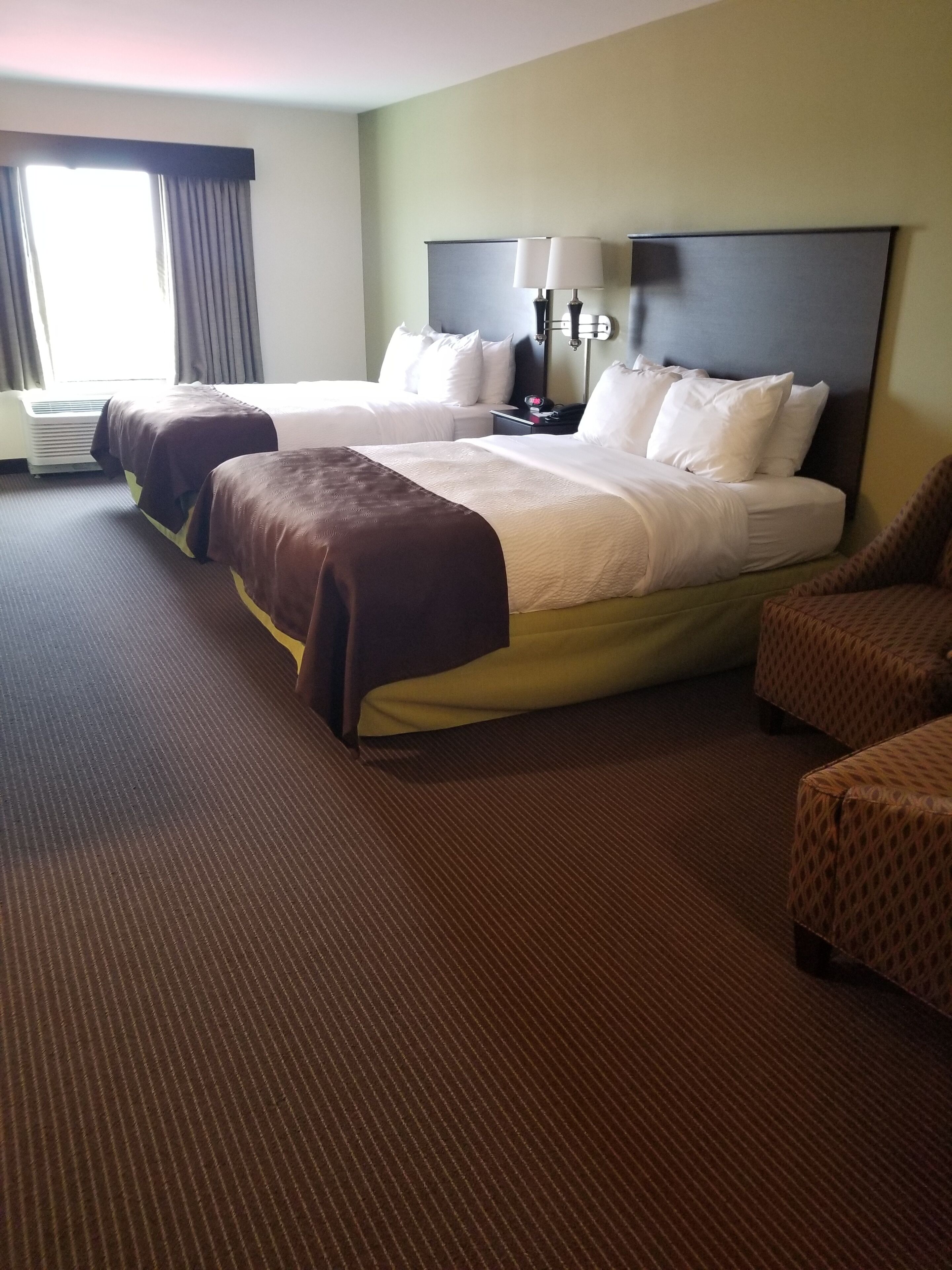 desk, iron/ironing board, free cots/infant beds, rollaway beds