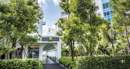 ibis Styles Phuket City Hotel