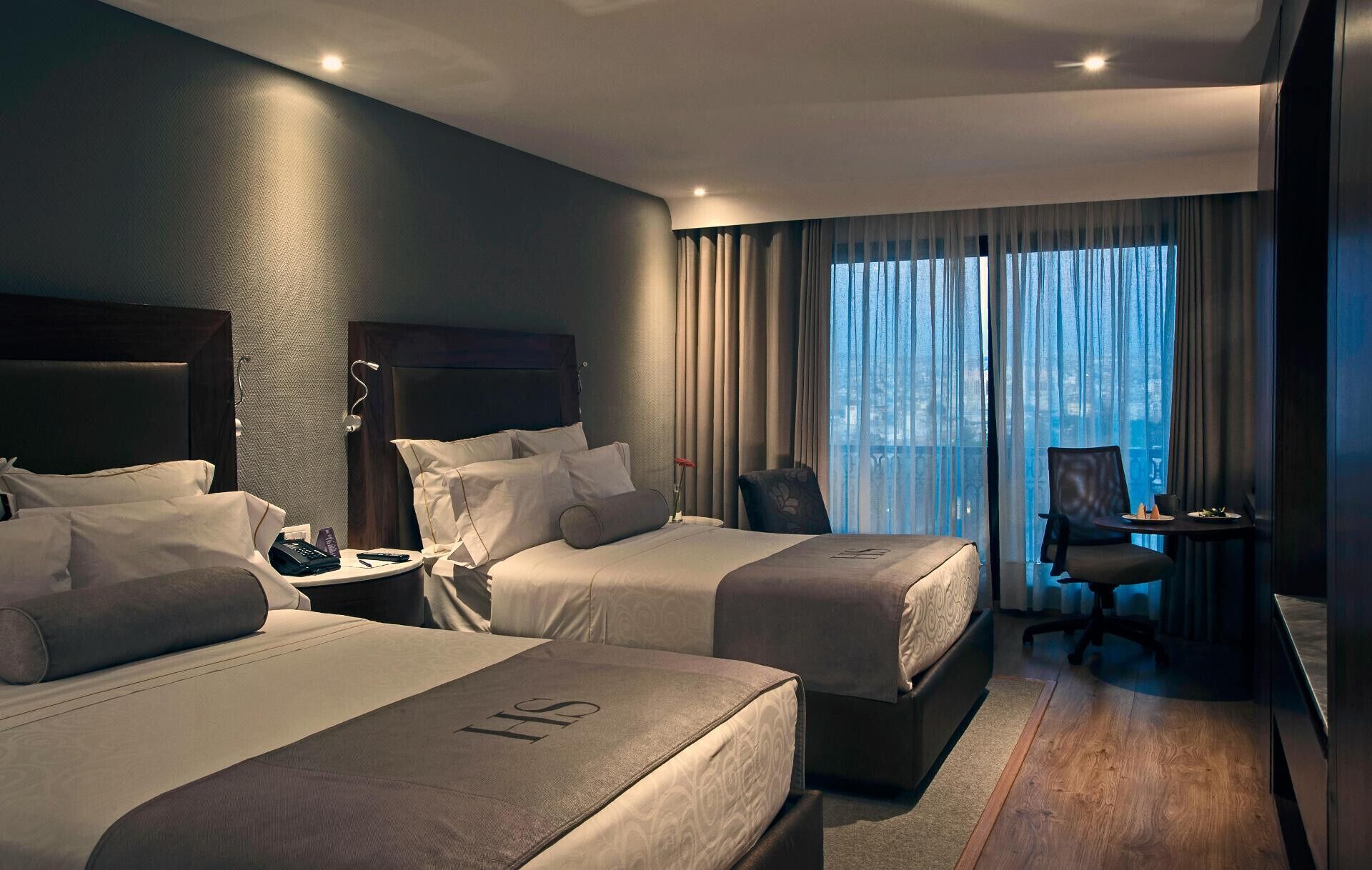 In-room safe, desk, laptop workspace, soundproofing