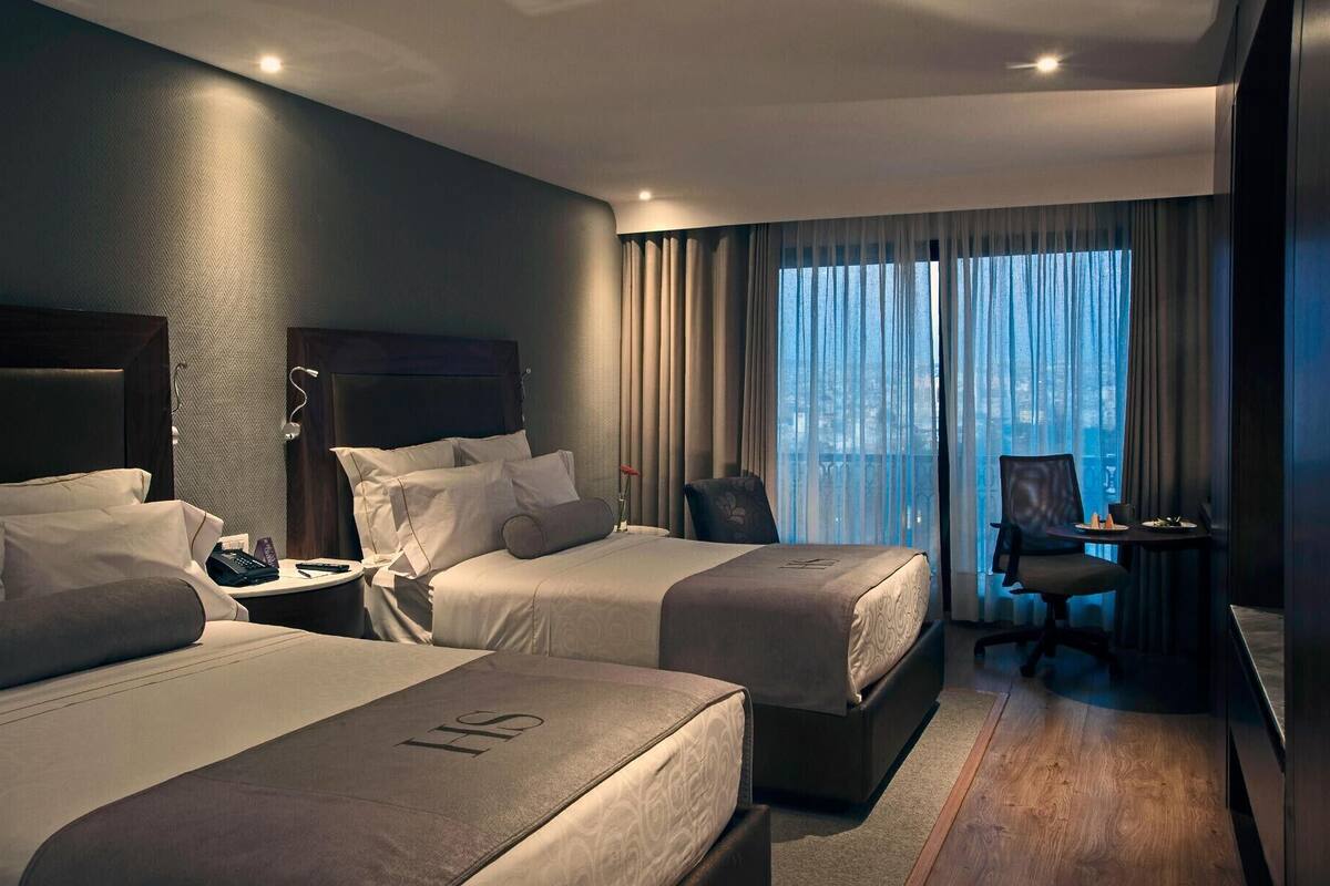 In-room safe, desk, laptop workspace, soundproofing