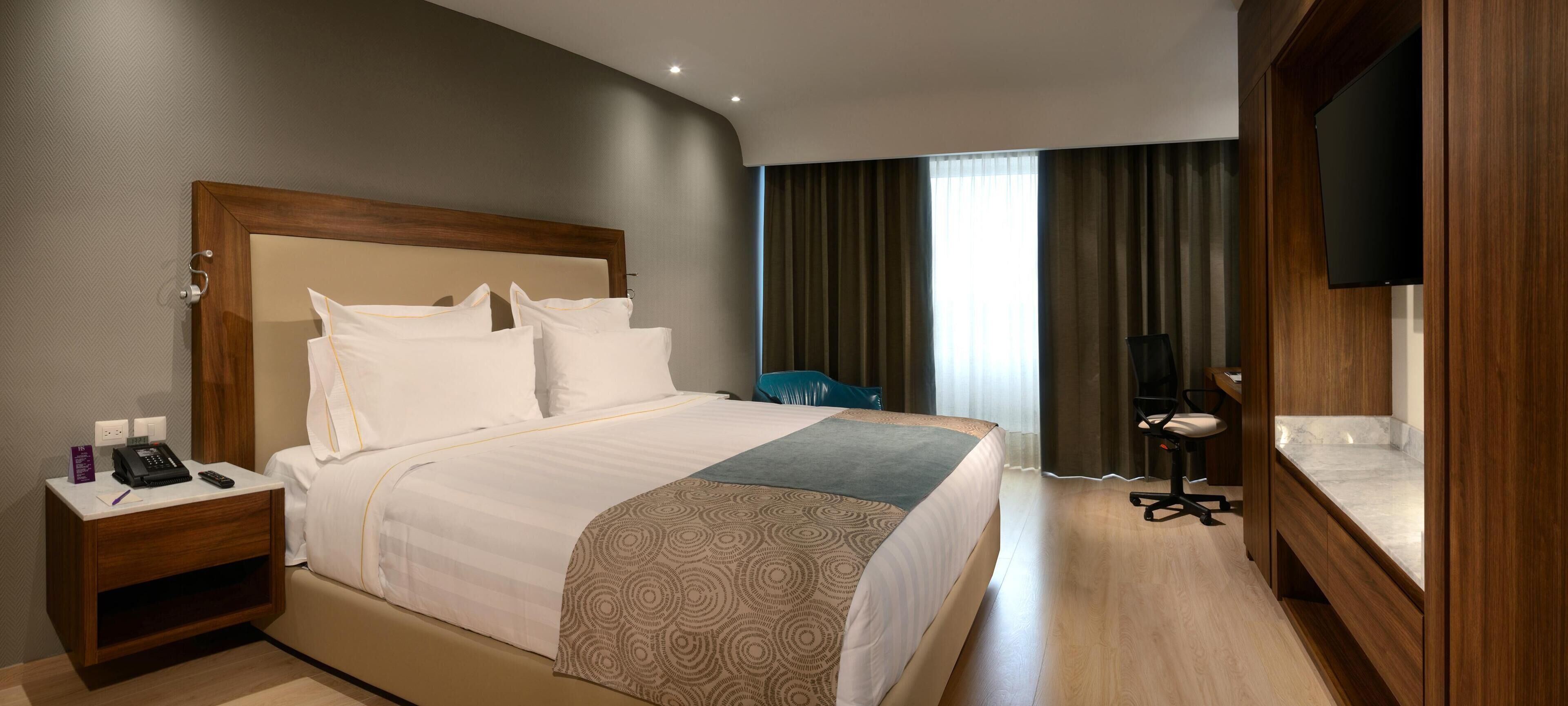 In-room safe, desk, laptop workspace, soundproofing