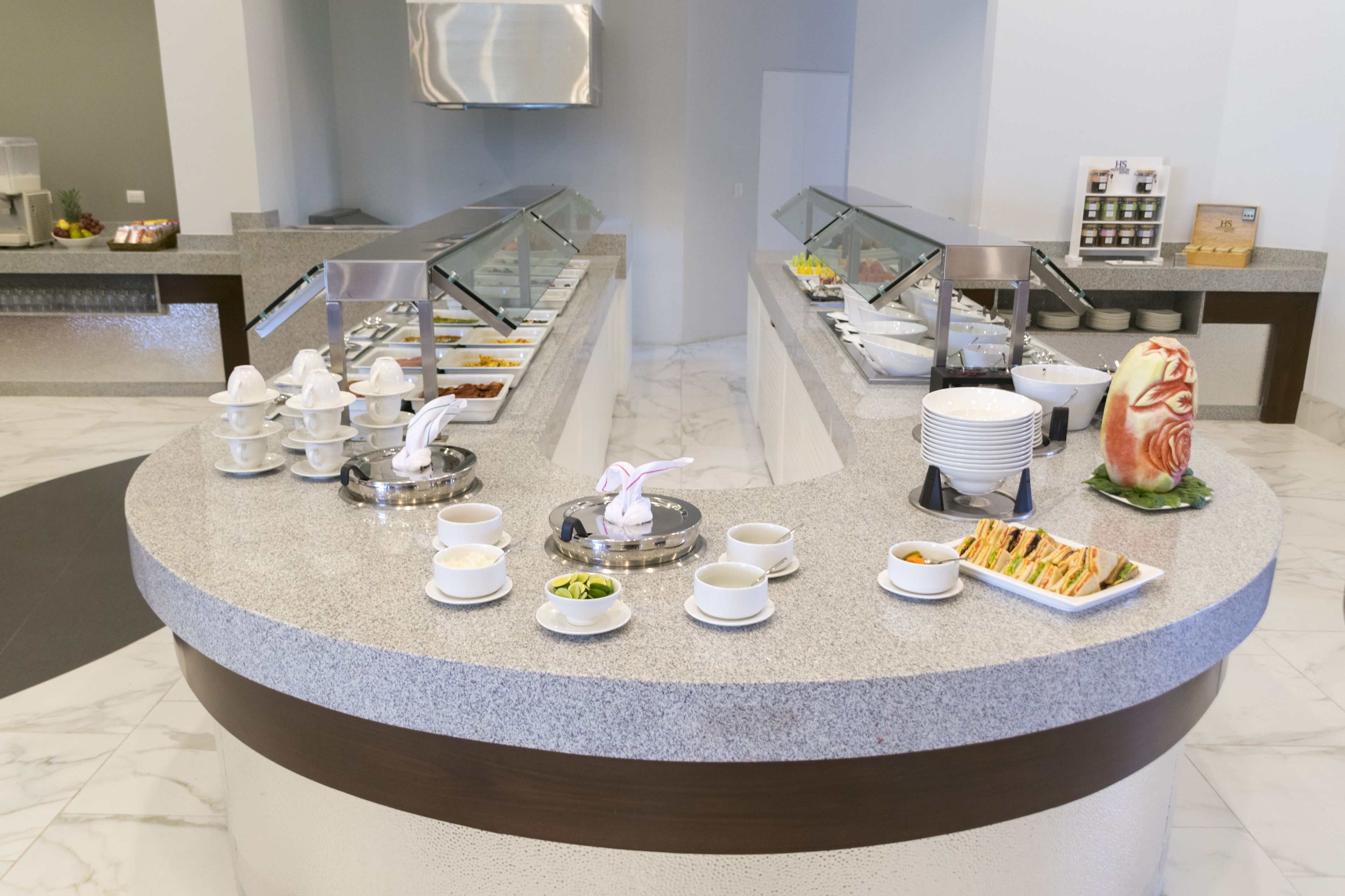 daily buffet breakfast (mxn 360 per person)
