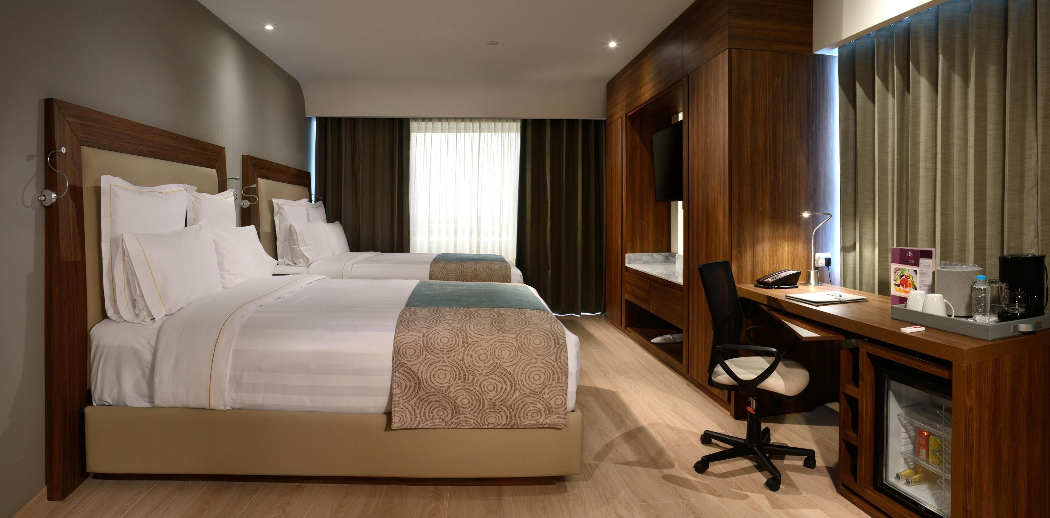 In-room safe, desk, laptop workspace, soundproofing