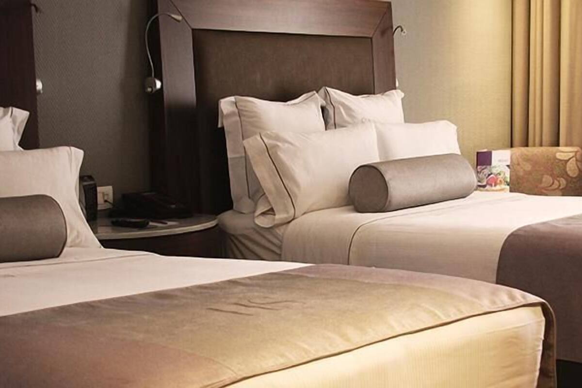 In-room safe, desk, laptop workspace, soundproofing
