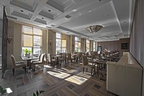 Frukost serveras