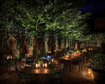 Garden at PUBLIC, an Ian Schrager hotel