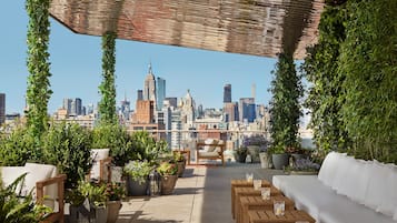 6 bars, bar sur le toit, lounge dans le hall