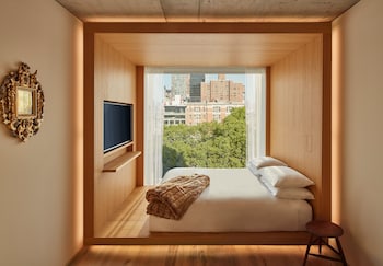 Room, 1 King Bed, Park View | Egyptian cotton sheets, premium bedding, pillowtop beds, in-room safe at PUBLIC, an Ian Schrager hotel