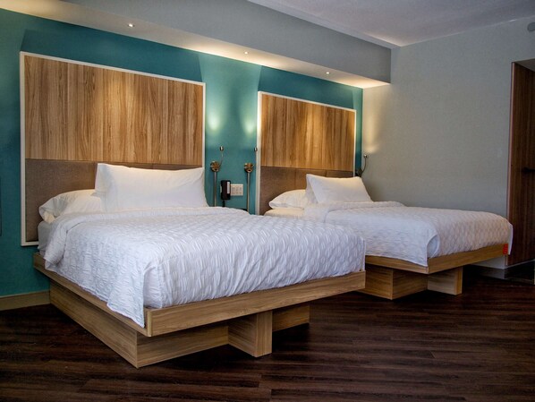 Laptopgeeigneter Arbeitsplatz, Verdunkelungsvorhänge