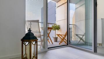 Apartment (Everest) | Balkon